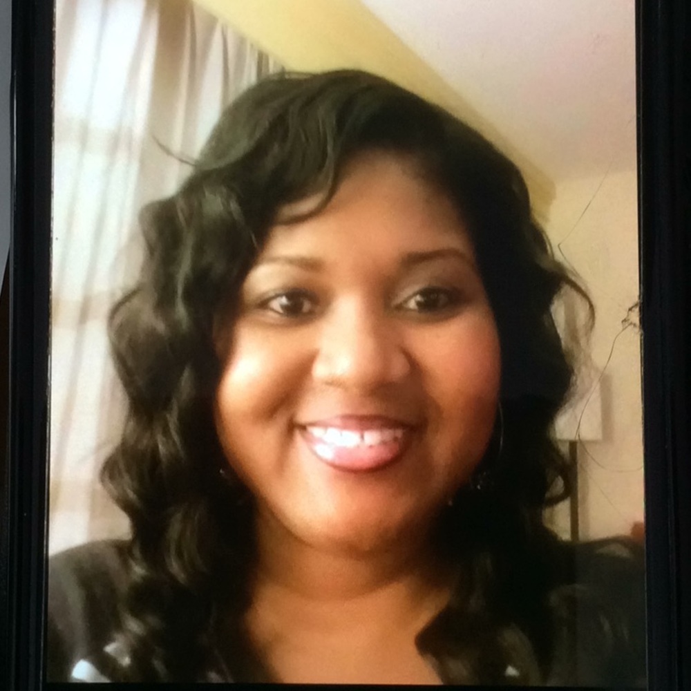 Meet your Posher, Demetria